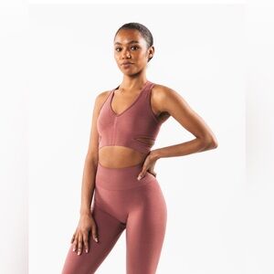 Alphalete Athletics Stratus Bra size small